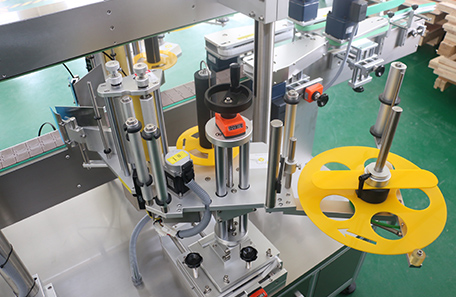 圓瓶不干膠雙面貼標機