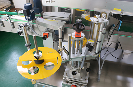 圓瓶不干膠雙面貼標機