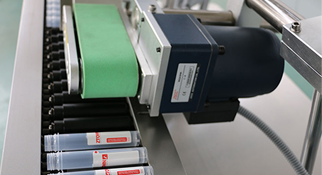 如何選擇蘇州貼標(biāo)機(jī)廠家？