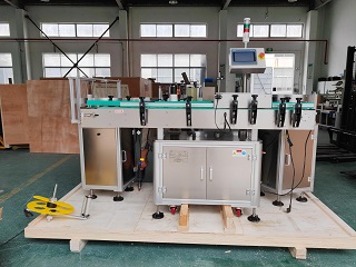 2025.11.4越南立式圓瓶貼標(biāo)機(jī)+轉(zhuǎn)盤(pán)2臺(tái)