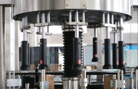 定位貼標(biāo)機(jī)是什么樣的